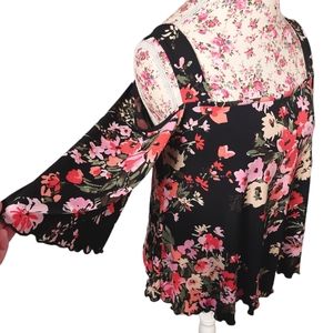 Susan Lawrence pretty floral cold-shoulder blouse 🌺🌸🌷sz Medium